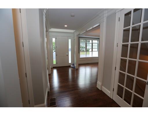 22 Hazel Ln, Needham, MA 02494 photo 10