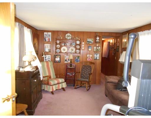 35 Spring St, Orange, MA 01364 photo 3