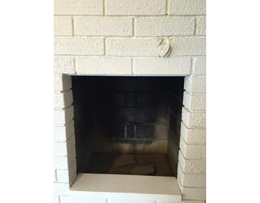 75 Randall St, Worcester, MA 01606 photo 8