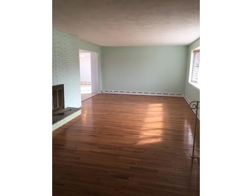 75 Randall St, Worcester, MA 01606 photo 9