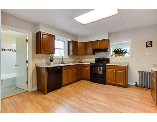 21 Chilmark St, Worcester, MA 01604 photo 6