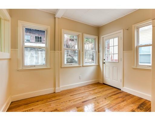 21 Chilmark St, Worcester, MA 01604 photo 11