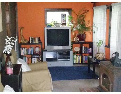 19 Calvin, Springfield, MA 01104 photo 17