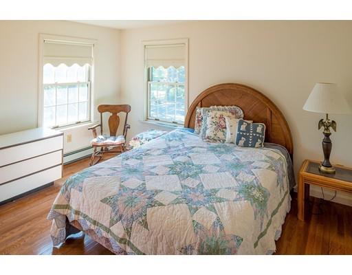 42 Ocean Ave, Marblehead, MA 01945 photo 12