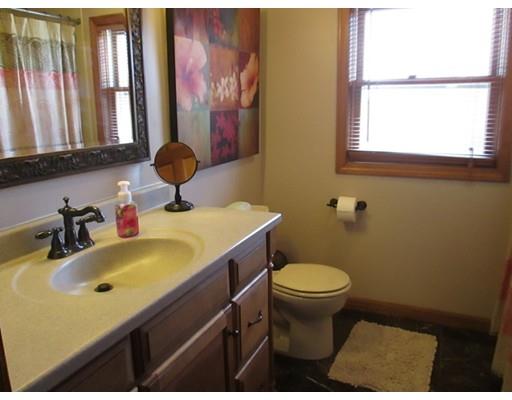 2 Fox Meadow Dr, Worcester, MA 01602 photo 28