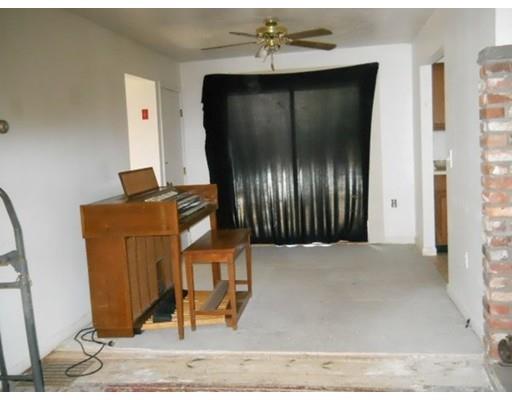 91 Stowell Rd, Ashburnham, MA 01430 photo 10