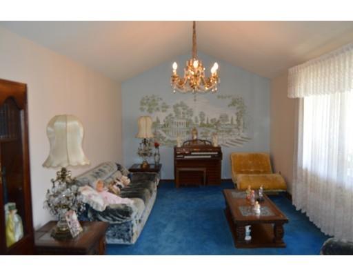 35 Villa Ln, Chicopee, MA 01013 photo 15