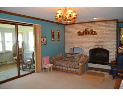 35 Villa Ln, Chicopee, MA 01013 photo 12