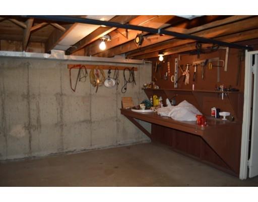 35 Villa Ln, Chicopee, MA 01013 photo 23