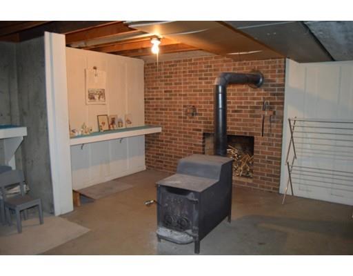 35 Villa Ln, Chicopee, MA 01013 photo 26