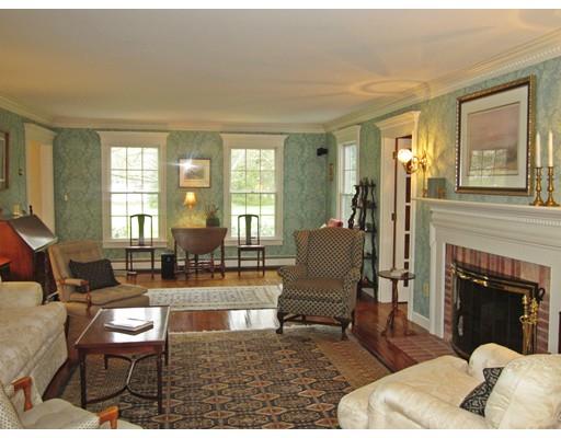 3 Phillips Ln, Dover, MA 02030 photo 4