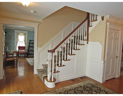 3 Phillips Ln, Dover, MA 02030 photo 2