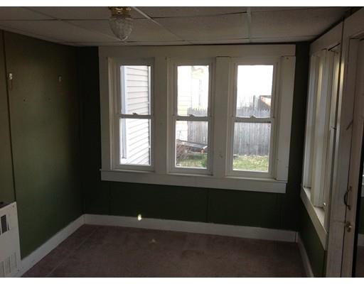 31 Spring St, West Springfield, MA 01089 photo 17