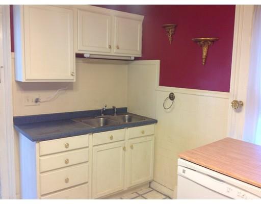 31 Spring St, West Springfield, MA 01089 photo 4