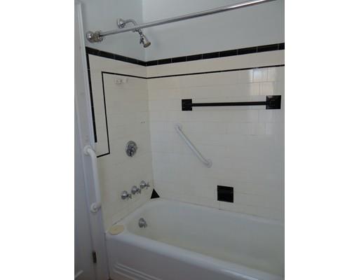 7 Leverett St, Gloucester, MA 01930 photo 11