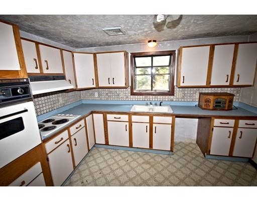 55 Plain St E, Berkley, MA 02779 photo 3