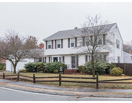 256 Vincent Rd, Dedham, MA 02026 photo 2