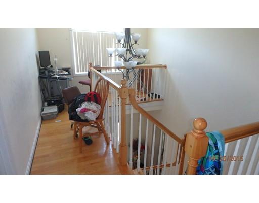 11 Saffron Dr, Worcester, MA 01605 photo 6
