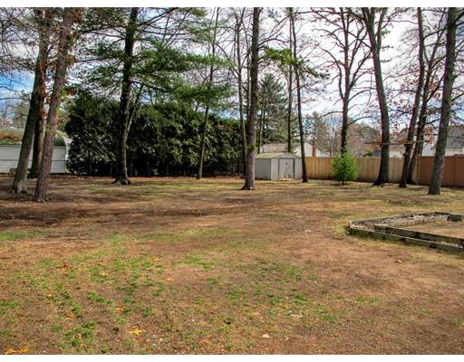 37 Morin Dr, Easthampton, MA 01027 photo 4