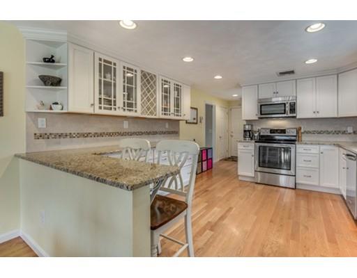 5 Bugli Ln, Wakefield, MA 01880 photo 9