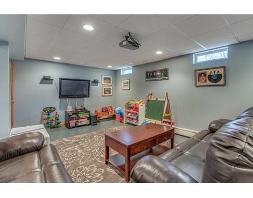 5 Bugli Ln, Wakefield, MA 01880 photo 26