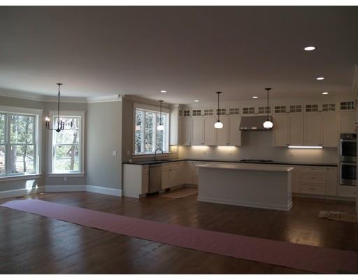 136 Manning St, Needham, MA 02494 photo 5