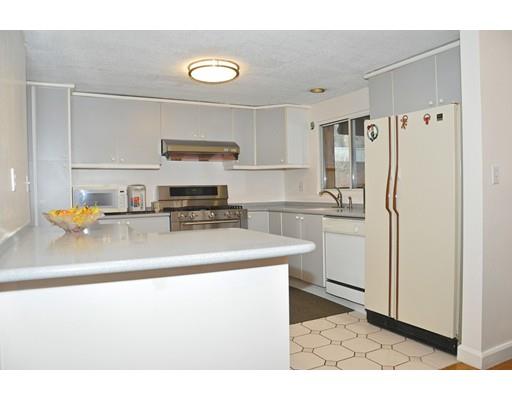 27 Nancy Rd, Milton, MA 02186 photo 4