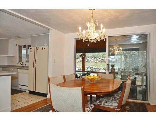 27 Nancy Rd, Milton, MA 02186 photo 3