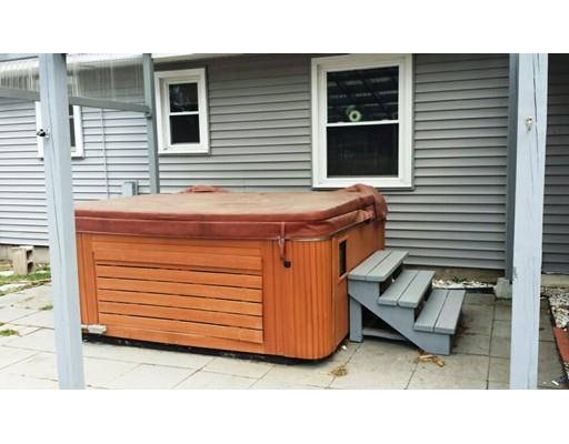 100 Donbray Rd, Springfield, MA 01119 photo 8