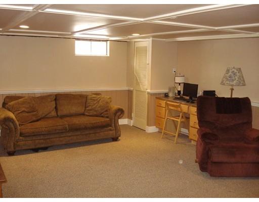 72 Donegal Cir, Barnstable, MA 02632 photo 11