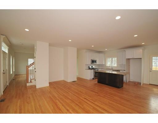 20 Spring Valley Rd, Natick, MA 01760 photo 3