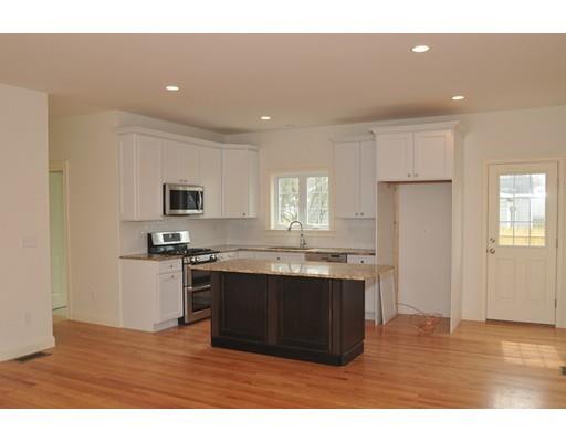 20 Spring Valley Rd, Natick, MA 01760 photo 2