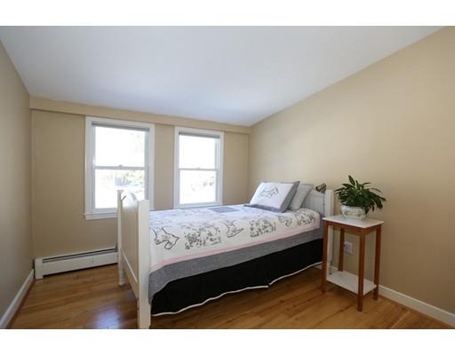20 Alder Brook Ln, Needham, MA 02492 photo 12
