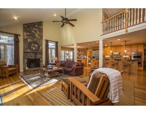 7 Schaffner Ln, Dover, MA 02030 photo 9