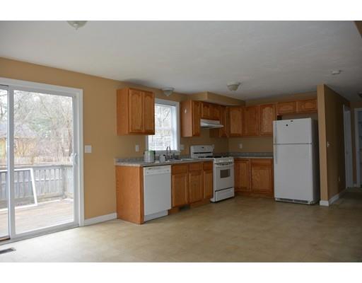 153 Lake Ave, East Wareham, MA 02538 photo 5