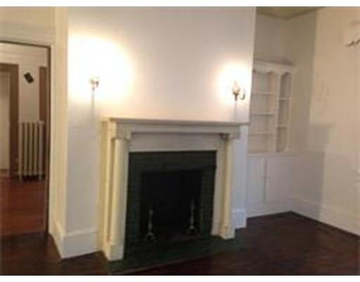 51 Avon Pl, Springfield, MA 01105 photo 8