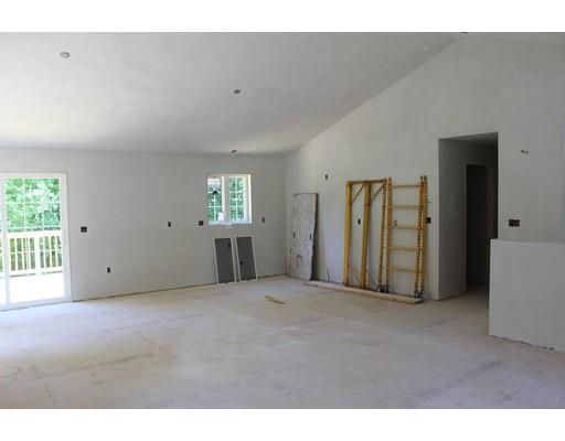 45 High St N, Barre, MA 01005 photo 6