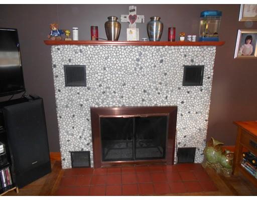 36 Joyce St, Webster, MA 01570 photo 8