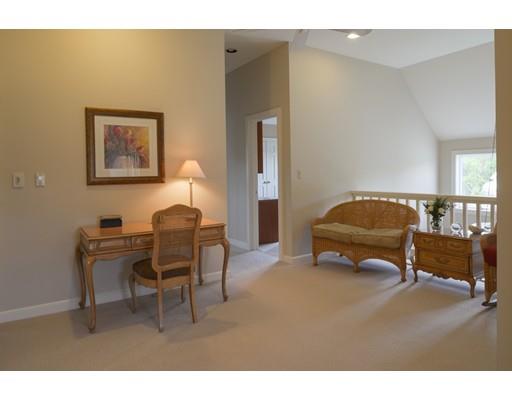 39 Gerald Rd, Marblehead, MA 01945 photo 11
