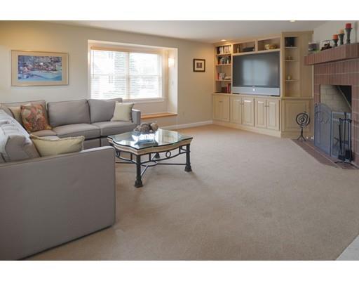 39 Gerald Rd, Marblehead, MA 01945 photo 7