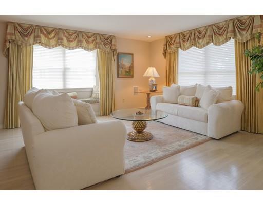 39 Gerald Rd, Marblehead, MA 01945 photo 5