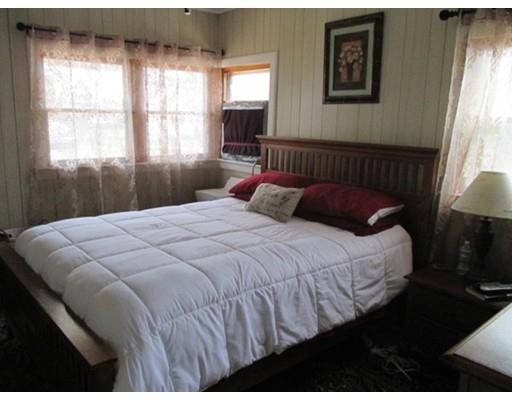 33 Manning St, Chicopee, MA 01020 photo 6
