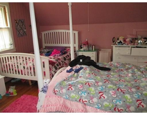 33 Manning St, Chicopee, MA 01020 photo 7