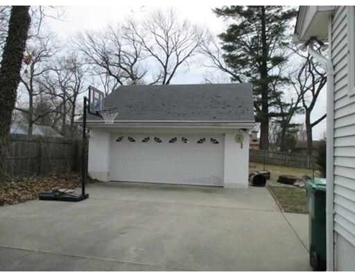 33 Manning St, Chicopee, MA 01020 photo 17