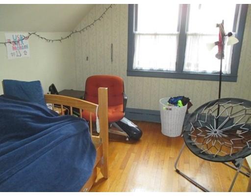 33 Manning St, Chicopee, MA 01020 photo 9