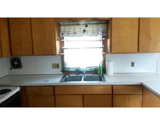 65 Timber Ln, Springfield, MA 01119 photo 10