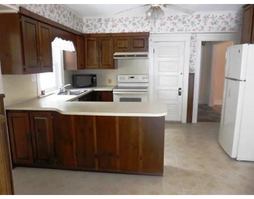 93 Beaconsfield Rd, Worcester, MA 01602 photo 9