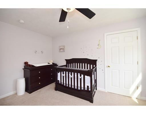 142 Benz St, Springfield, MA 01118 photo 25