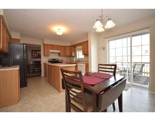 142 Benz St, Springfield, MA 01118 photo 14
