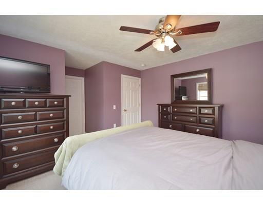 142 Benz St, Springfield, MA 01118 photo 21